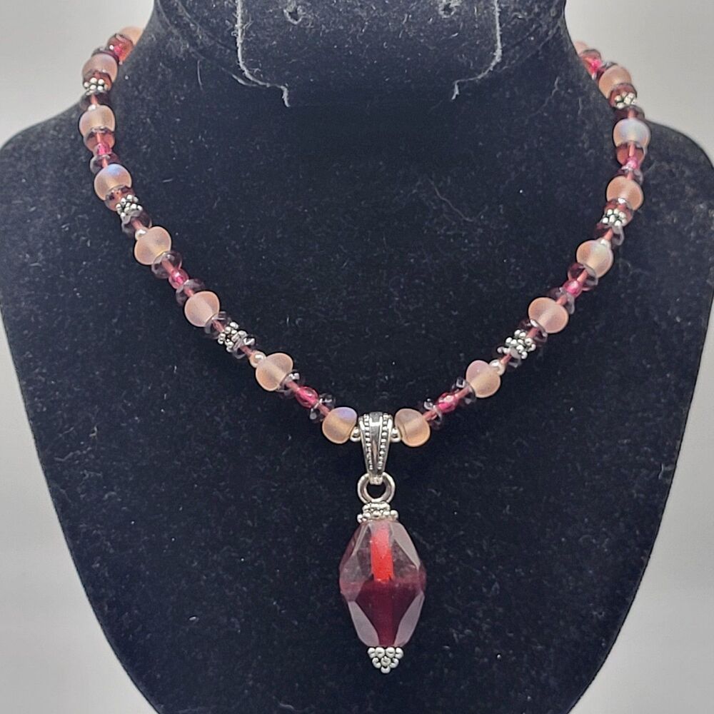 Carolee Red Crystal Glass Teardrop Pendant Necklace Pink Beaded Romantic Boho 17